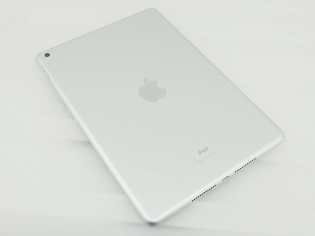 APPLE IPAD WI-FI 128GB [第8世代] MYLE2J/A