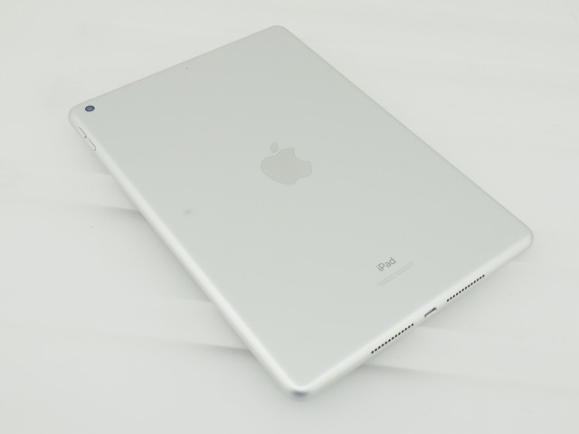 APPLE IPAD WI-FI 128GB [第8世代] MYLE2J/A