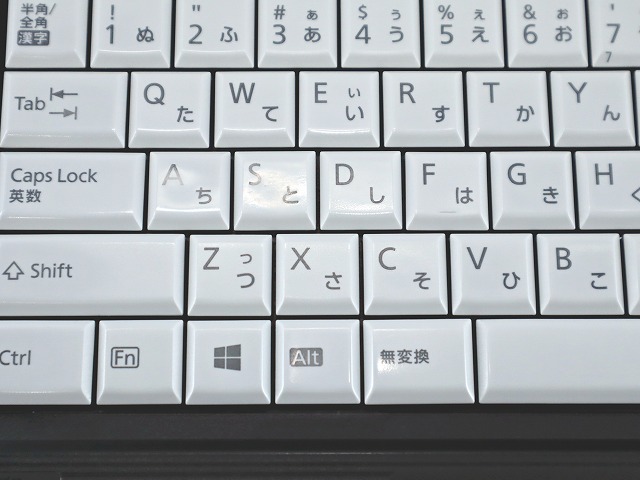 富士通 LIFEBOOK A579/B FMVA64001