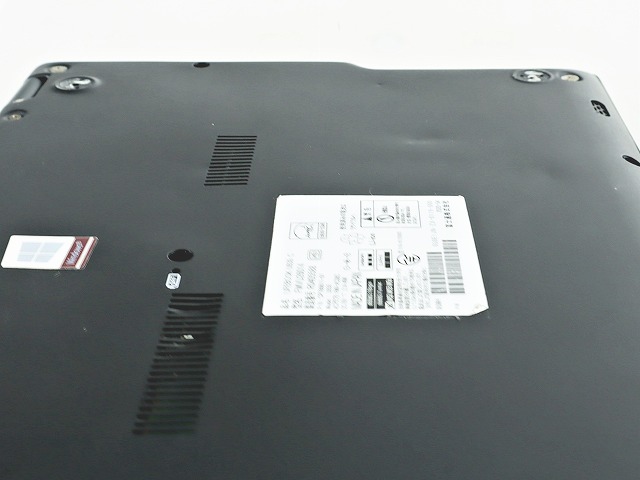 富士通 LIFEBOOK U939/C (LTEモデル) FMVU26014